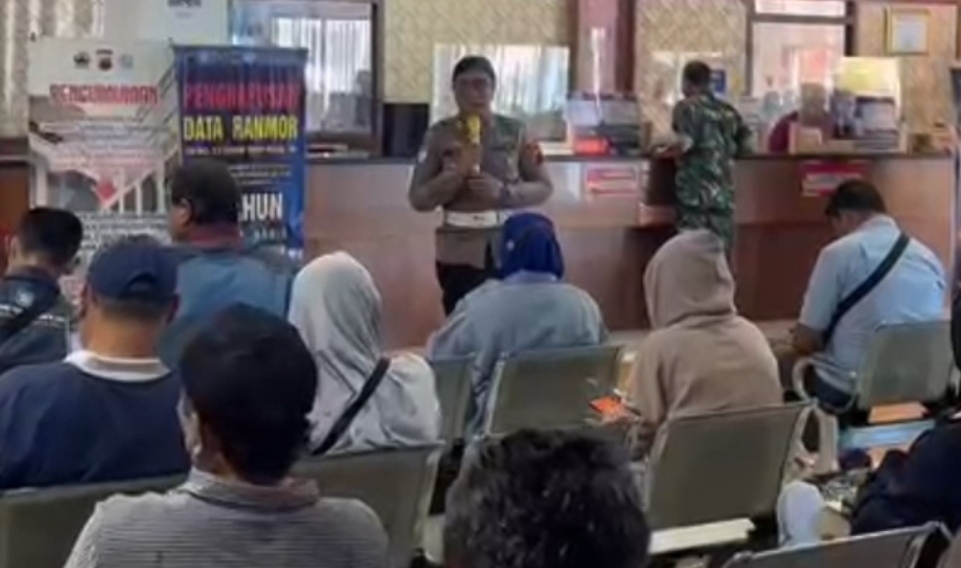 Polantas Menyapa: Samsat Semarang III Perkuat Kesadaran Pajak Kendaraan Melalui Edukasi Humanis